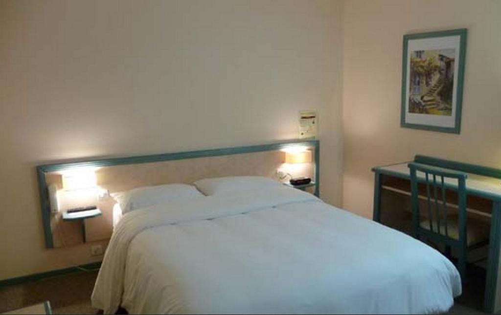 Hotel Le Chatelain Faulquemont ห้อง รูปภาพ
